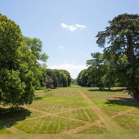 Chateau De Miromesnil Отель типа 