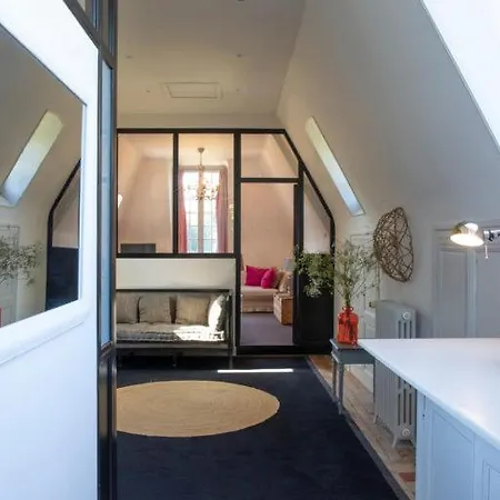 Chateau De Miromesnil 2*