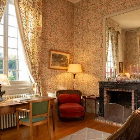 Chateau De Miromesnil فندق مبيت وإفطار 2*