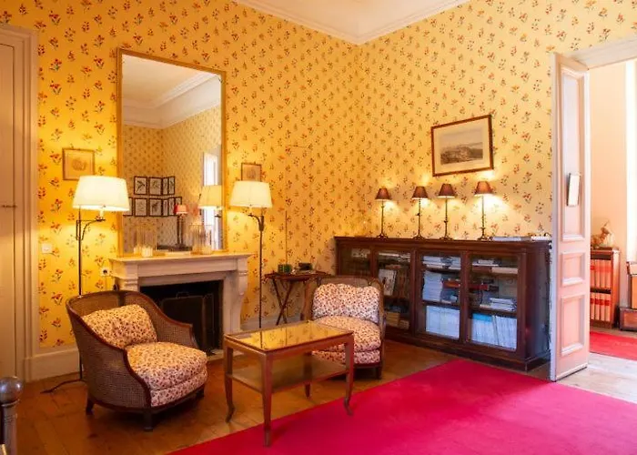 Couette-café Château De Miromesnil