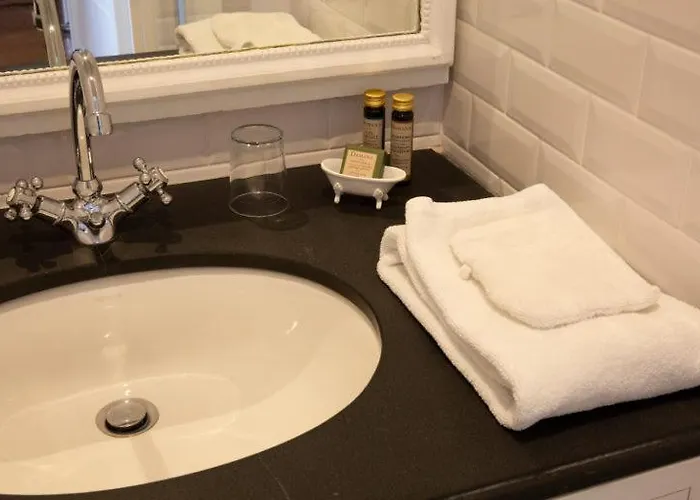 Château De Miromesnil Couette-café 2*