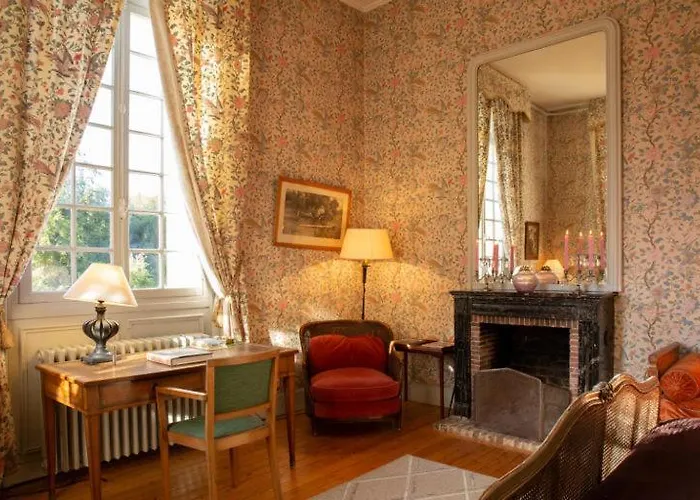 Chateau De Miromesnil فندق مبيت وإفطار 2*