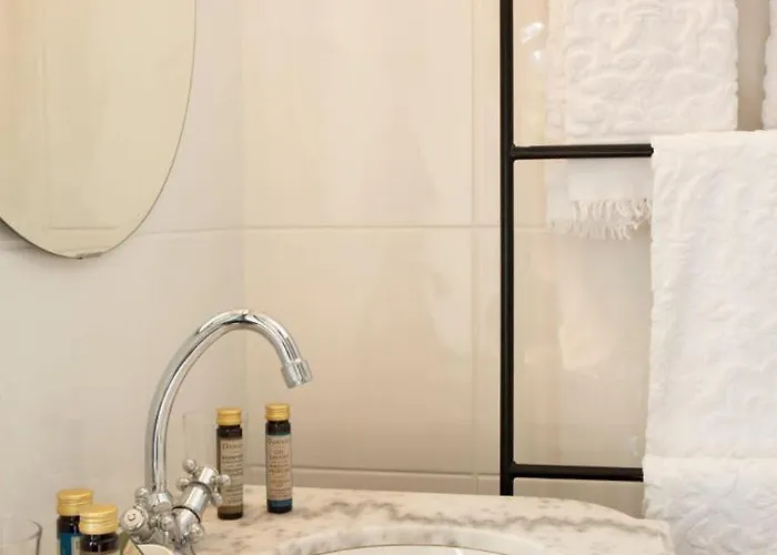 Château De Miromesnil 2*