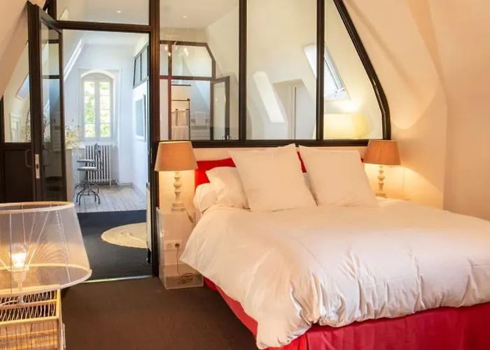 Chateau De Miromesnil