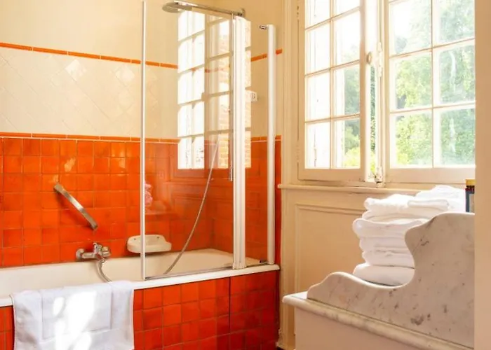 Couette-café Château De Miromesnil