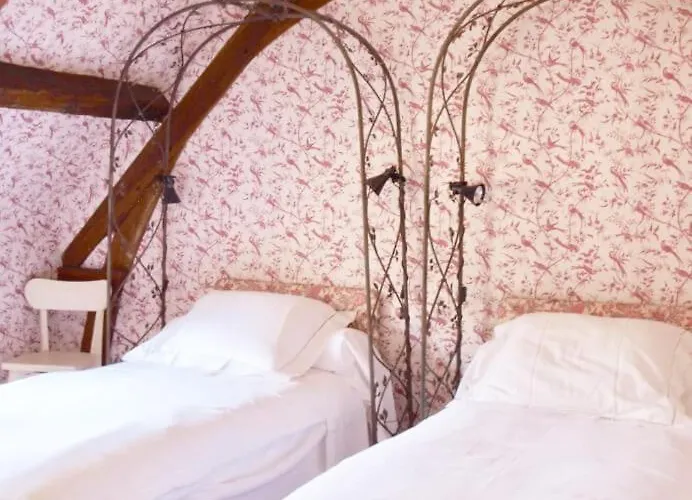 Château De Miromesnil Couette-café 2*