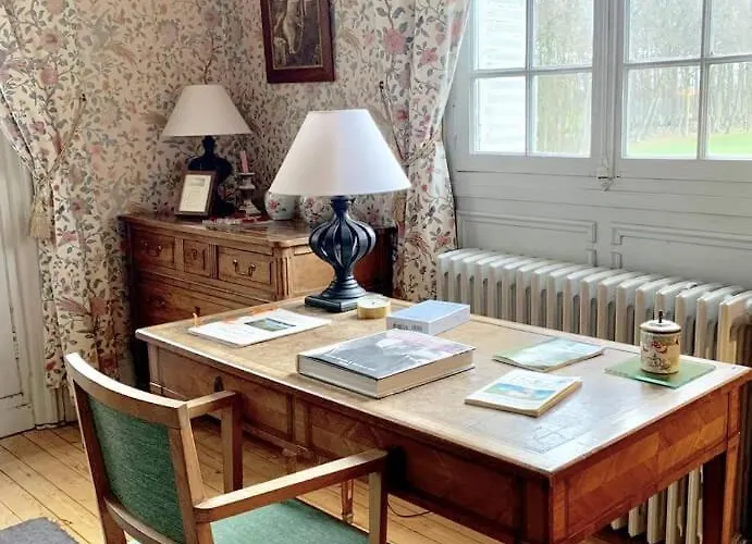 Château De Miromesnil