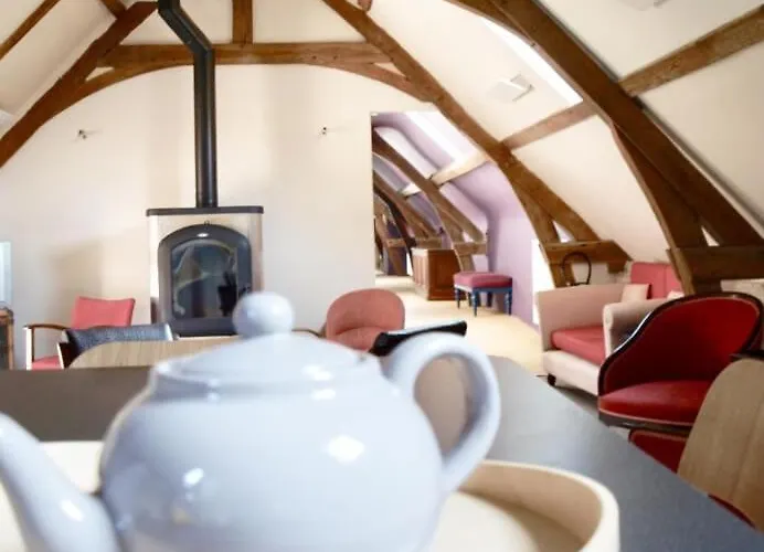 Chateau De Miromesnil 2*